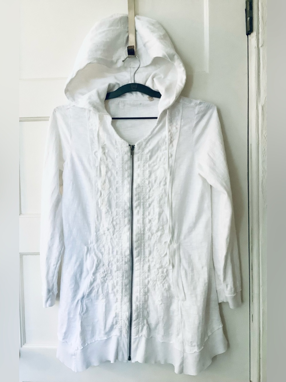 NWOT Bohemian 100%Cotton White Embroidered Resort Tunic jacket, Sz S Oversized.